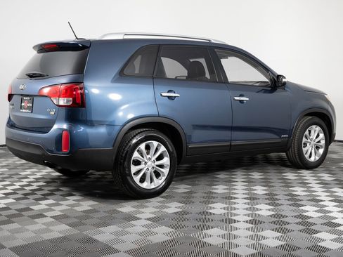Used 2014 Kia Sorento EX image 8