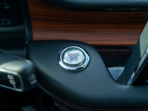 Used 2024 Lincoln Aviator Reserve image 21