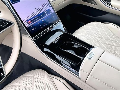 Used 2024 Mercedes-Benz S 580 4MATIC Sedan image 15