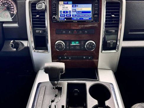 Used 2010 Dodge Ram 1500 Truck Laramie image 15