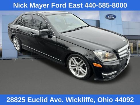 Used 2013 Mercedes-Benz C 300 4MATIC Sedan image 1