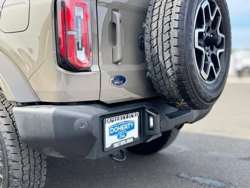 Certified 2025 Ford Bronco Outer Banks AWD/4WD image 16