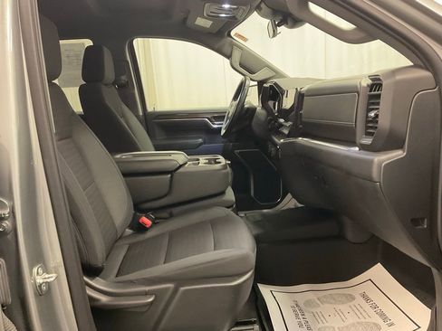 Used 2023 Chevrolet Silverado 1500 RST AWD/4WD image 31