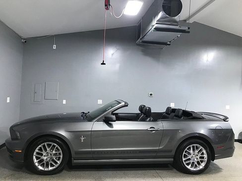 Used 2013 Ford Mustang Premium w/ Electronics Pkg RWD image 11
