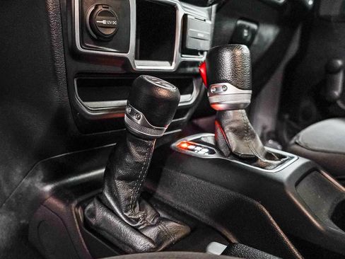 Used 2020 Jeep Wrangler Sport image 20