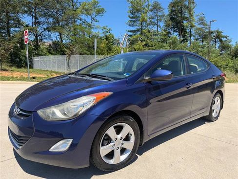 Used 2013 Hyundai Elantra GLS w/ Preferred Pkg FWD image 1