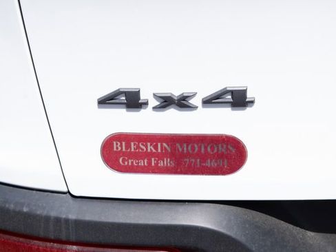 Used 2017 Jeep Cherokee Trailhawk image 10