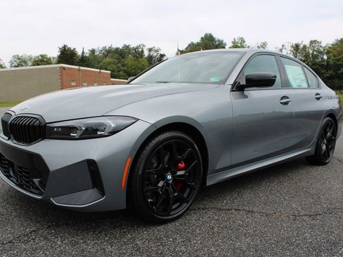 New 2025 BMW 330i xDrive Sedan w/ M Sport Package image 4