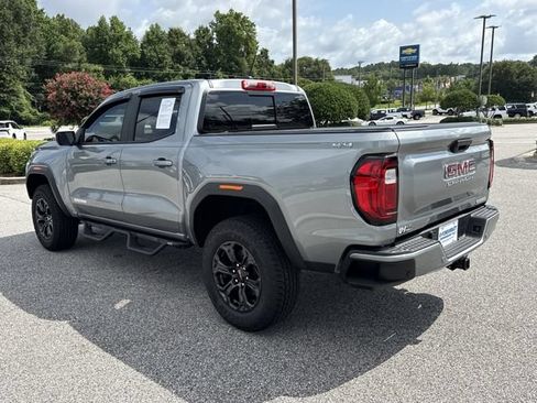 Used 2024 GMC Canyon Elevation w/ Convenience Package AWD/4WD image 5