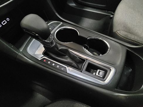 Used 2023 Chevrolet Equinox LT FWD image 26