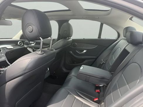 Used 2016 Mercedes-Benz C 300 4MATIC Sedan image 8