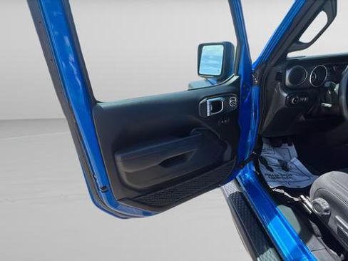 Used 2022 Jeep Wrangler Unlimited Sport AWD/4WD image 10