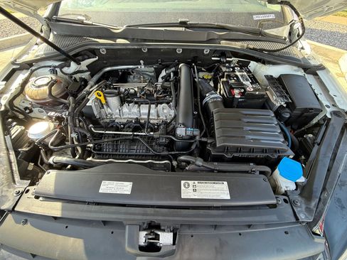 Used 2020 Volkswagen Golf 4-Door FWD image 34