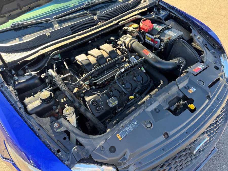 Used 2013 Ford Taurus SEL FWD image 25