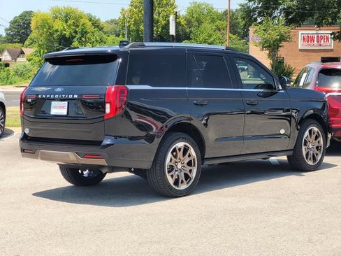 Used 2025 Ford Expedition King Ranch AWD/4WD image 5