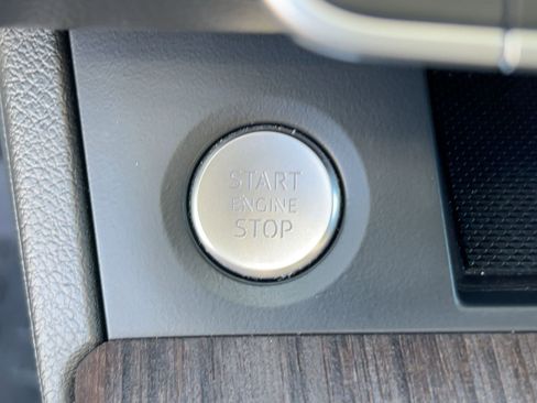 Used 2023 Audi Q5 2.0T Premium image 24