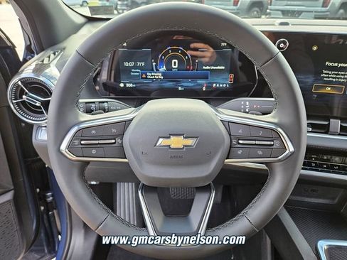 New 2026 Chevrolet Equinox LT w/ Convenience Package II FWD image 15