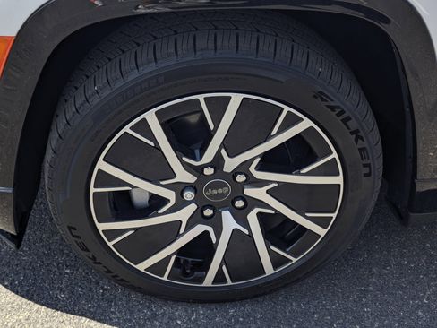 New 2025 Jeep Wagoneer S Limited image 7