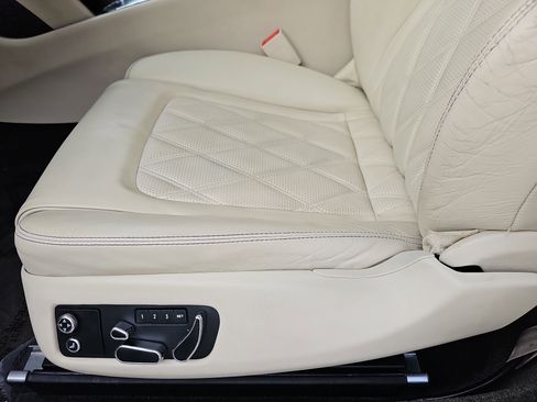 Used 2014 Bentley Continental GT image 31