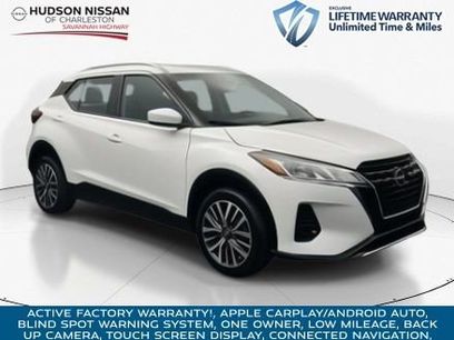 Used 2022 Nissan Kicks SV