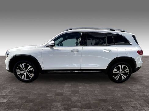 Used 2026 Mercedes-Benz GLB 250 4MATIC image 7