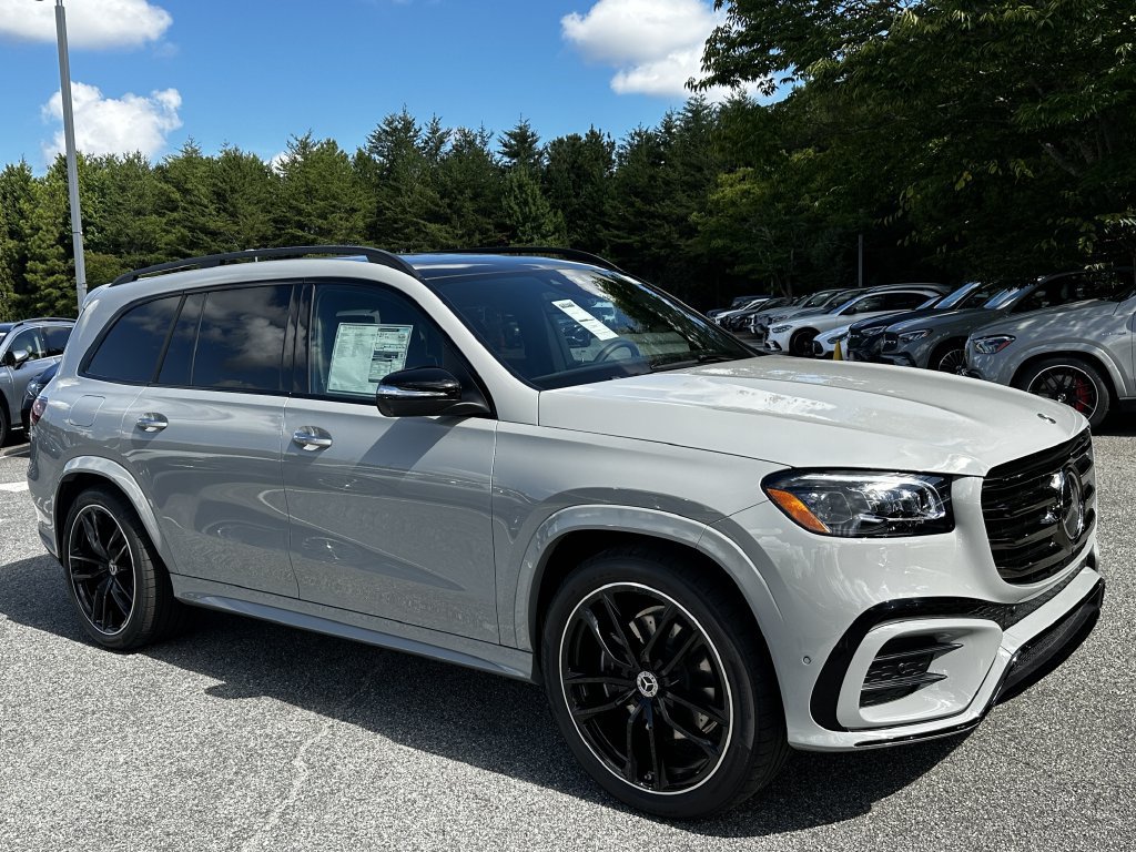 New 2026 Mercedes-Benz GLS 450 4MATIC image 2