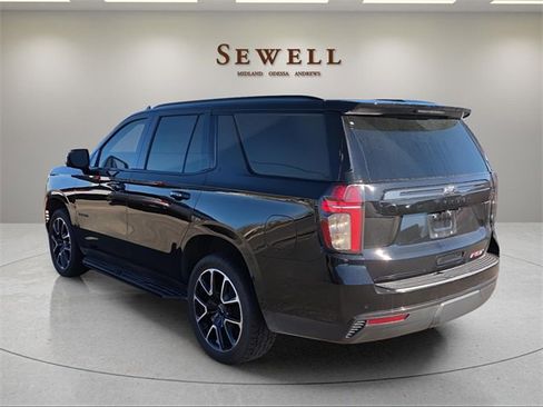 Used 2021 Chevrolet Tahoe RST w/ Luxury Package image 3
