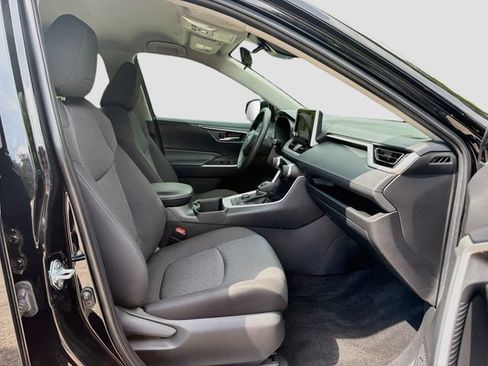 Used 2024 Toyota RAV4 AWD Hybrid image 14