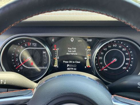 Used 2021 Jeep Gladiator Mojave AWD/4WD image 22