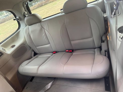 Used 2000 Mercury Villager Estate image 18