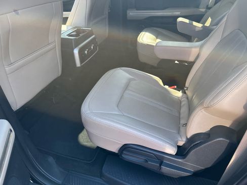 Used 2024 Ford Expedition Max Limited image 6