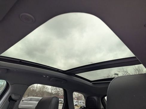 Certified 2022 Lincoln Corsair Reserve w/ Equipment Group 201A image 19