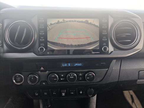 Used 2021 Toyota Tacoma TRD Sport w/ Technology Package image 24