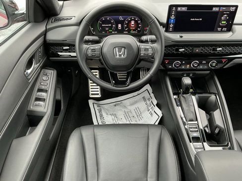 Used 2025 Honda Accord Sport image 12