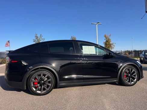 Used 2024 Tesla Model X Plaid image 5