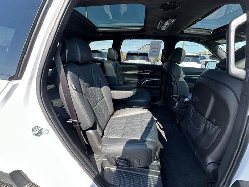 Used 2025 Kia Telluride SX Prestige X-Line AWD/4WD image 14