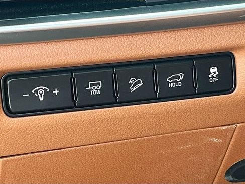Used 2025 Kia Telluride EX X-Line AWD/4WD image 10