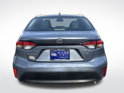 Used 2024 Toyota Corolla LE image 4