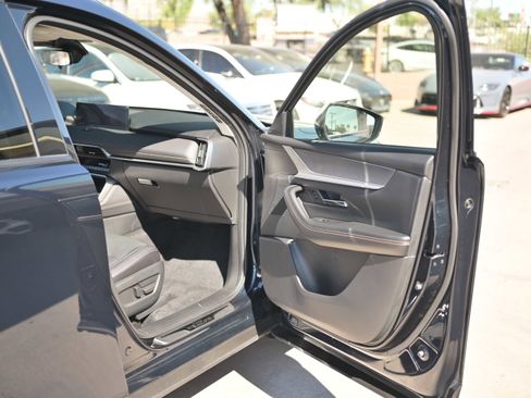 Used 2025 MAZDA CX-90 3.3 Turbo w/ Preferred Package image 16