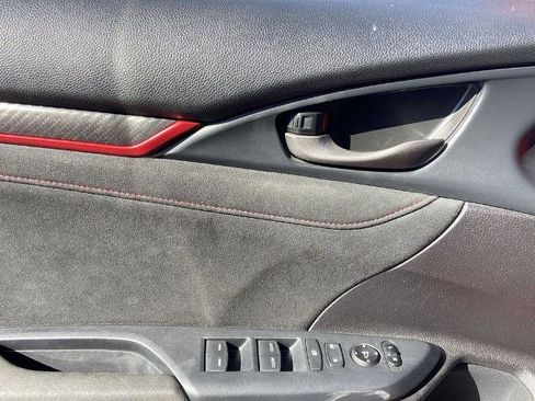 Used 2021 Honda Civic Type R image 19