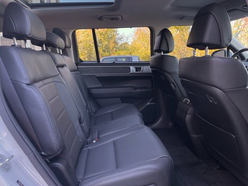 Used 2025 Hyundai Santa Fe Limited image 21