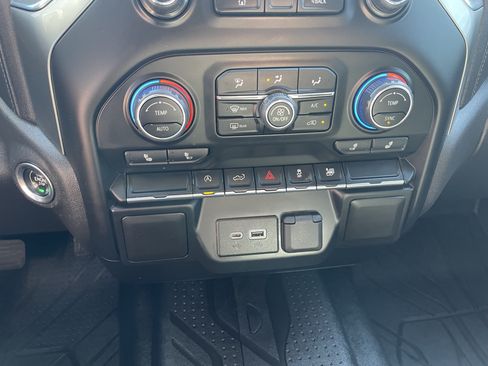Used 2022 Chevrolet Silverado 1500 LT w/ Bed Protection Package AWD/4WD image 23