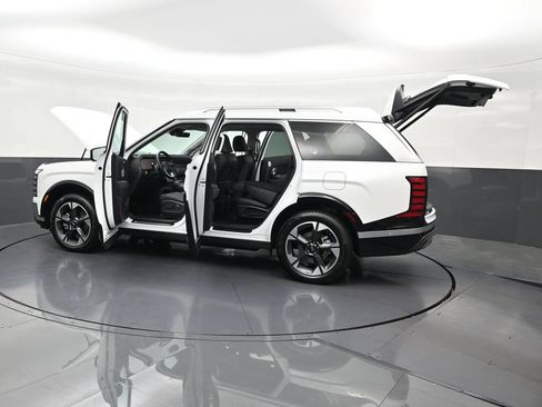 Used 2026 Hyundai Palisade Limited FWD image 35