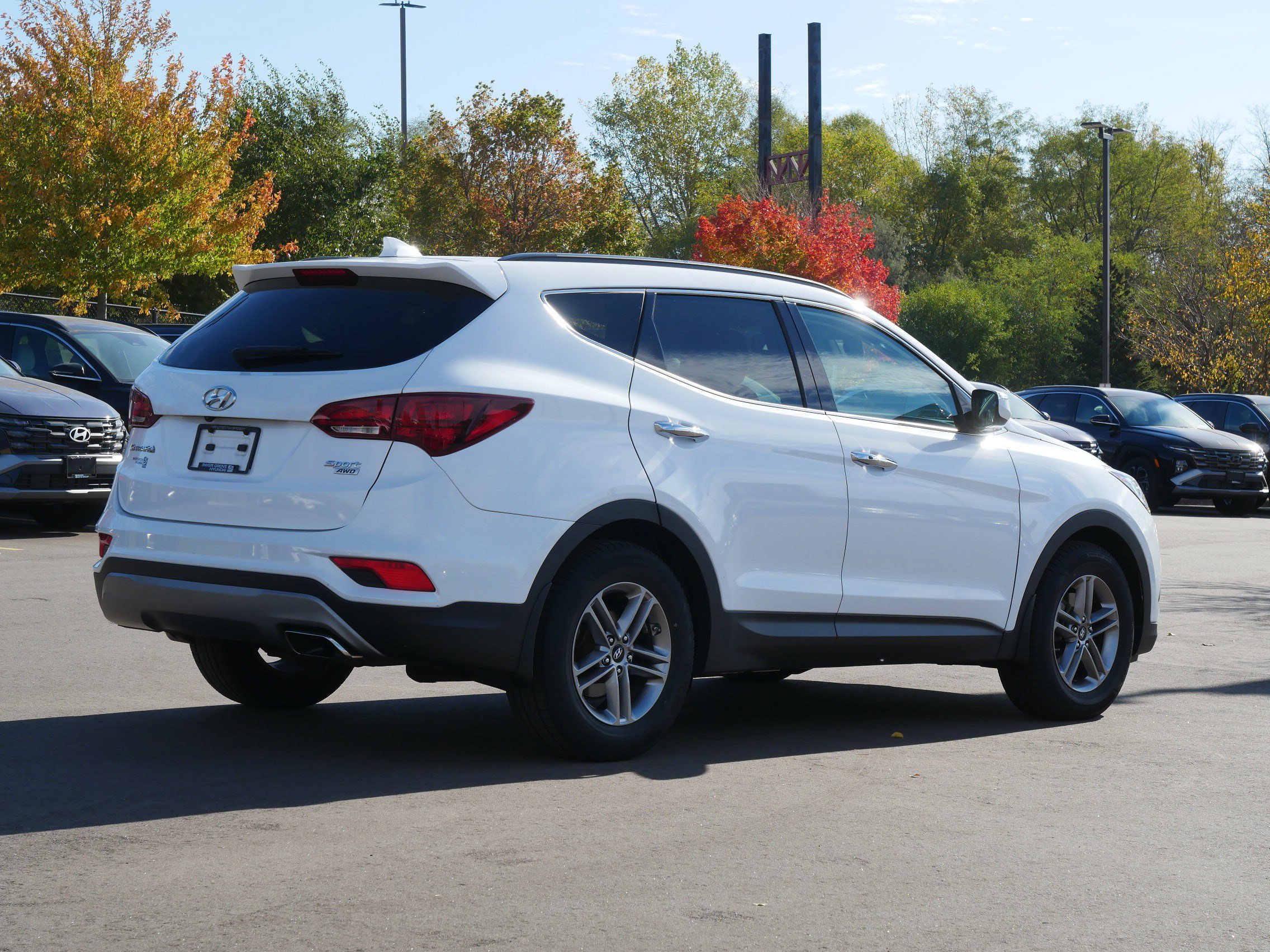 Used 2017 Hyundai Santa Fe Sport AWD/4WD image 6
