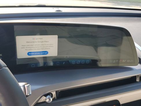 New 2026 Cadillac Vistiq Luxury image 14