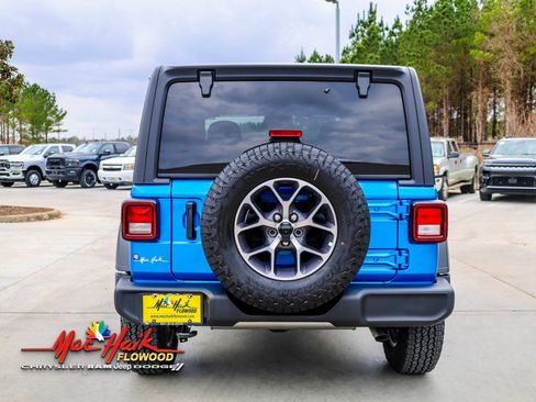 Used 2026 Jeep Wrangler Sport S image 7