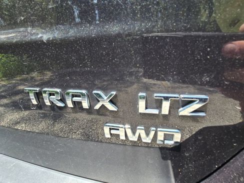 Used 2016 Chevrolet Trax LTZ w/ Midnight Edition AWD/4WD image 14
