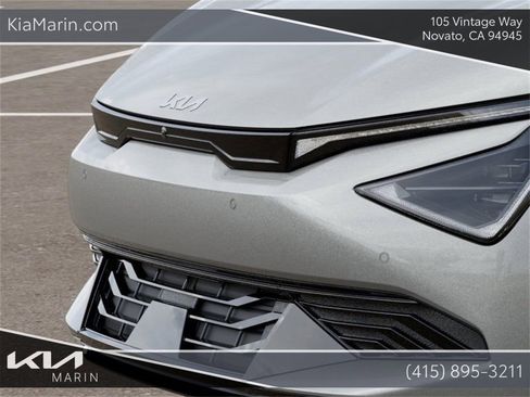 New 2025 Kia EV6 Wind image 12