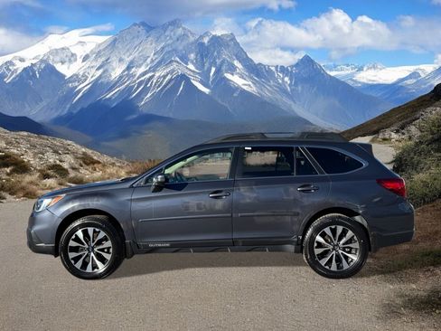 Used 2017 Subaru Outback 2.5i Limited image 2