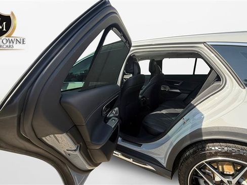 Used 2025 Mercedes-Benz E 450 4MATIC All-Terrain Wagon w/ Driver Assistance Package image 22